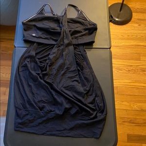 Size 12 black lulu tank